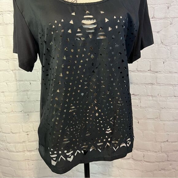 Cruel Laser Cut Blouse Black size medium - Picture 2 of 6